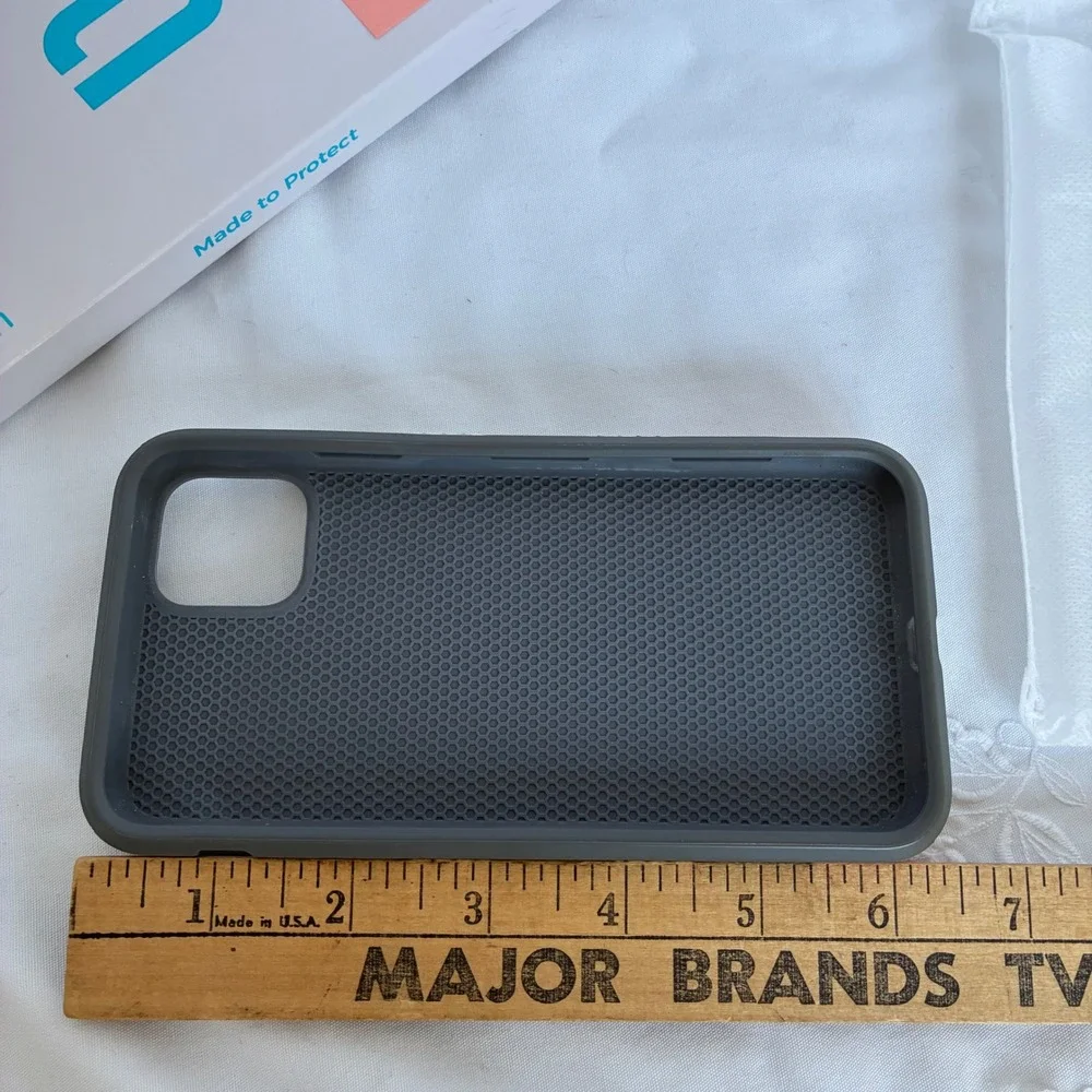Ulak hybrid protective